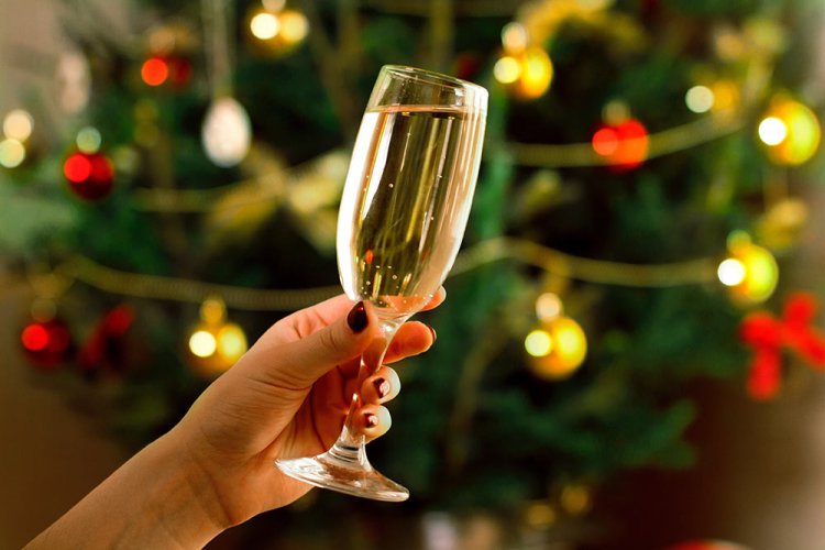 Božićni domjenak u Drvenoj bajci: miris blagdana, tradicionalni okusi i topla atmosfera