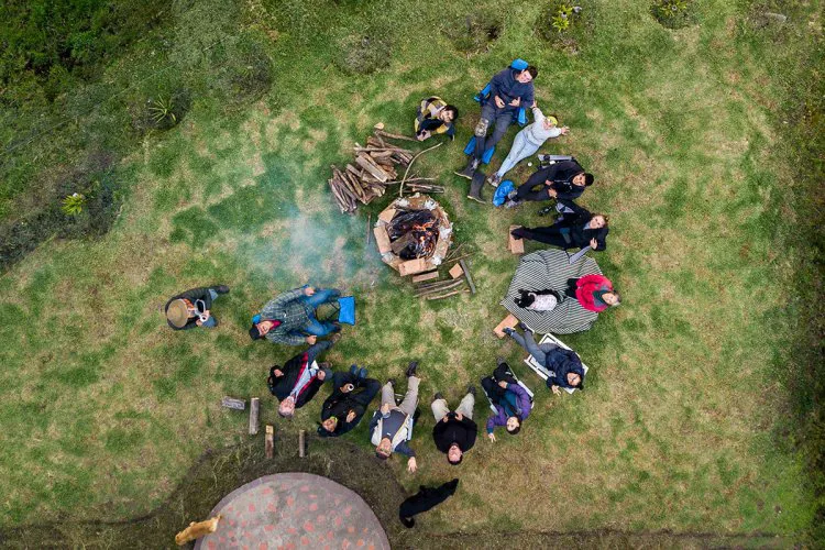 Kako team building u prirodi može ojačati vaš tim i poboljšati poslovne rezultate